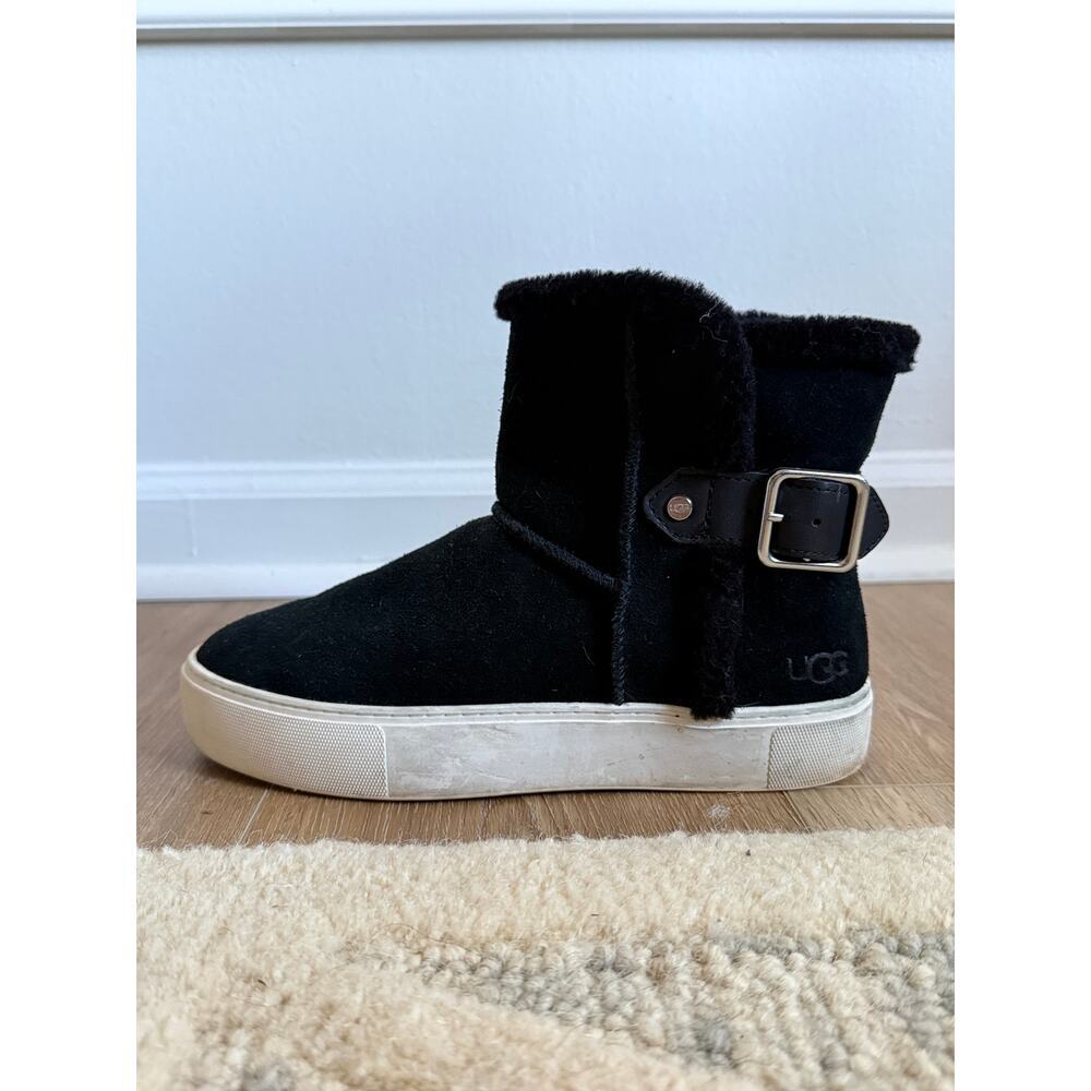 UGG Aika Boot Trainers Black Suede Shearling Buckle Platform Boots Size 7 - Picture 6 of 9